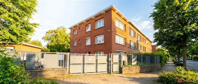 Villa à vendre à Wilrijk – 1/10