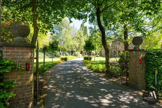 Villa à vendre à Aalter – 1/10