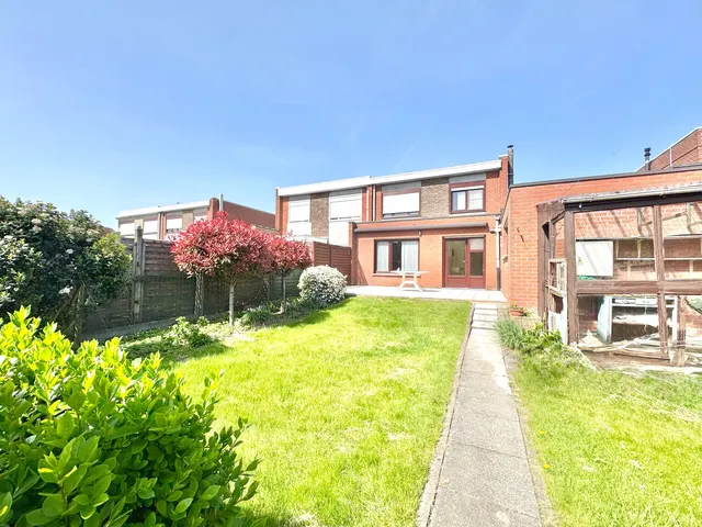 Huis à vendre à Deerlijk – 1/10