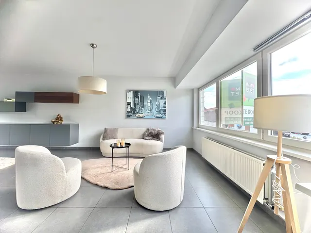 Huis te koop in Sint-Eloois-Vijve – 1/10