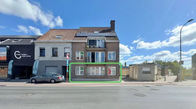 Gelijkvloers app. à louer à Sint-Eloois-Vijve – 1/10