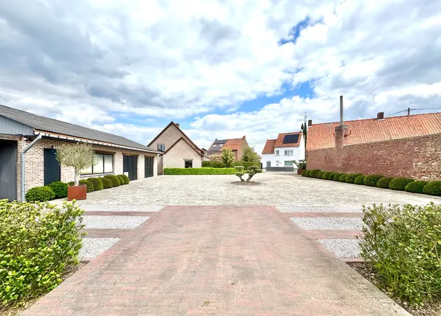 Huis à vendre à Waregem – 1/10