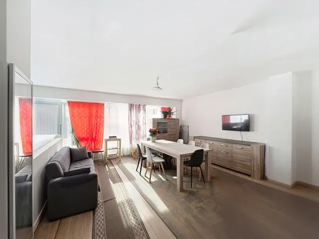 Appartement te koop in Charleroi – 1/10