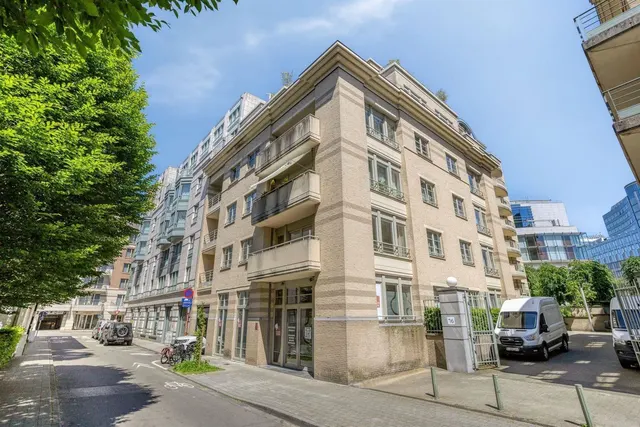 Appartement te koop in Ixelles – 1/10