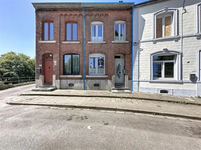 Huis te koop in Couvin – 1/10