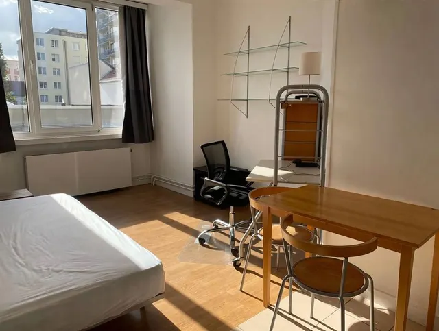 Appartement te huur in Etterbeek – 1/5