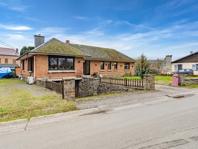 Huis te koop in Houyet – 1/10