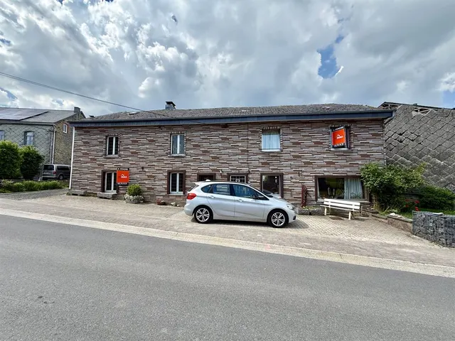 Villa à vendre à Libramont-Chevigny – 1/5