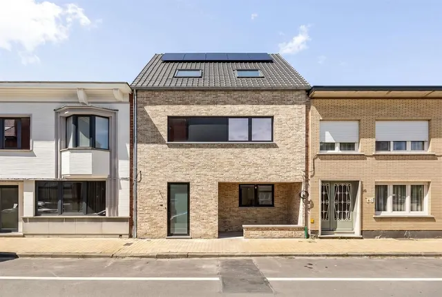 Huis te koop in Kapellen – 1/10