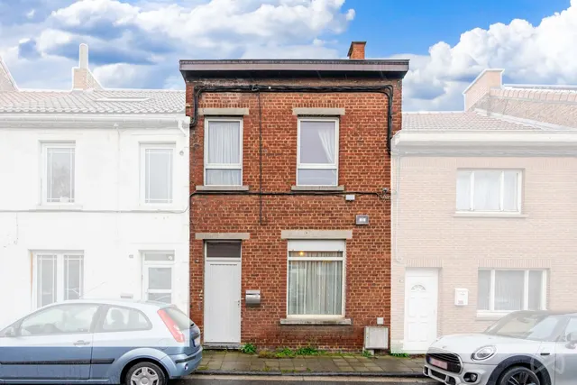 Maison à vendre à Courcelles – 1/10