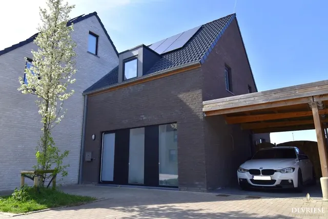 Maison à vendre à Heule – 1/10
