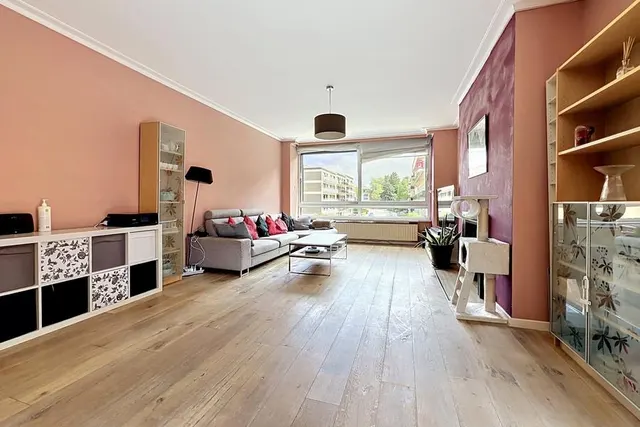 Appartement te koop in Jette – 1/10