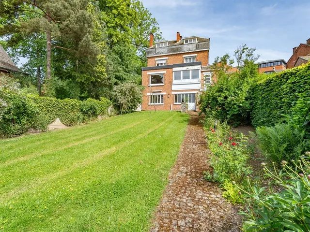 Maison à vendre à Rochefort – 1/10