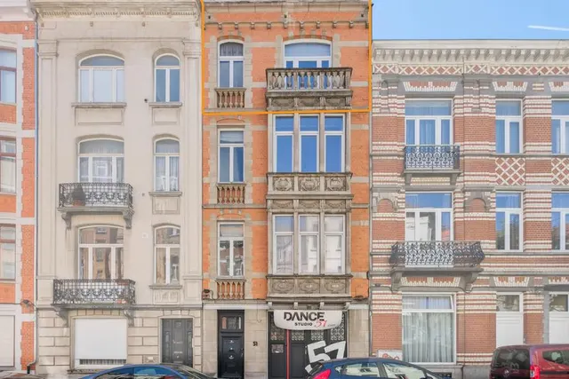 Apartment for sale in Etterbeek – 1/10