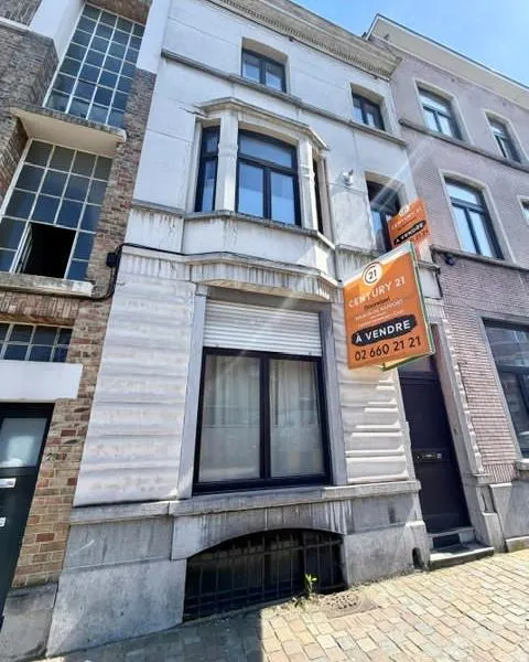 Huis te koop in Elsene – 1/10