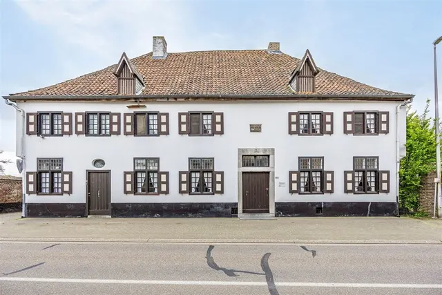 Huis te koop in Ophoven – 1/10