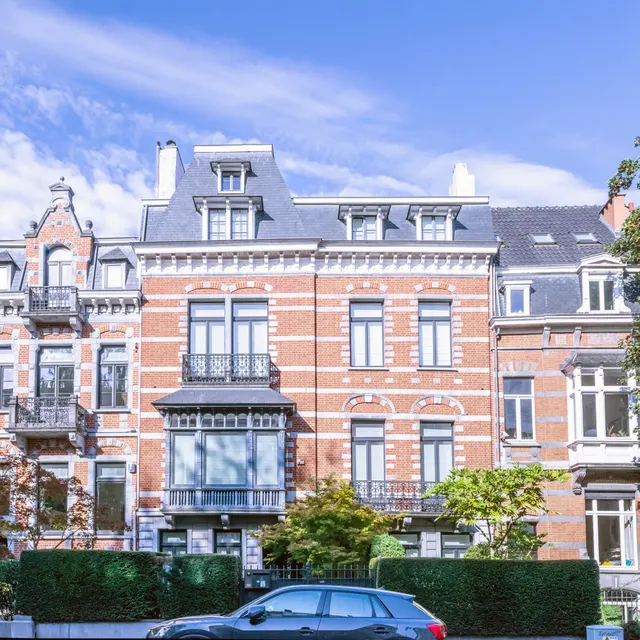 House for sale in Ixelles – 1/10