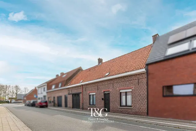Huis te koop in Gullegem – 1/10