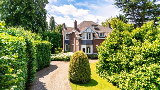 Villa te koop in Vise – 1/10