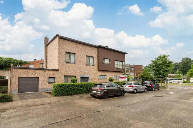 Huis te koop in Deurne – 1/10