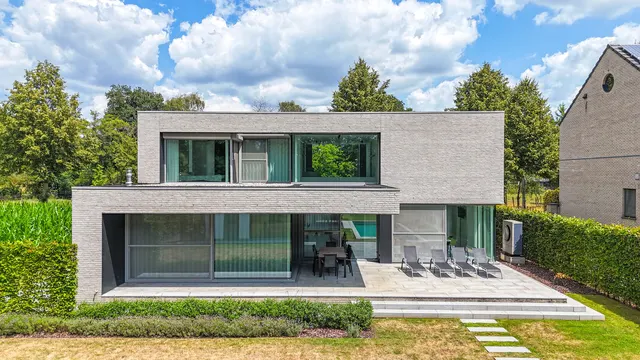 Villa te koop in Beringen – 1/10