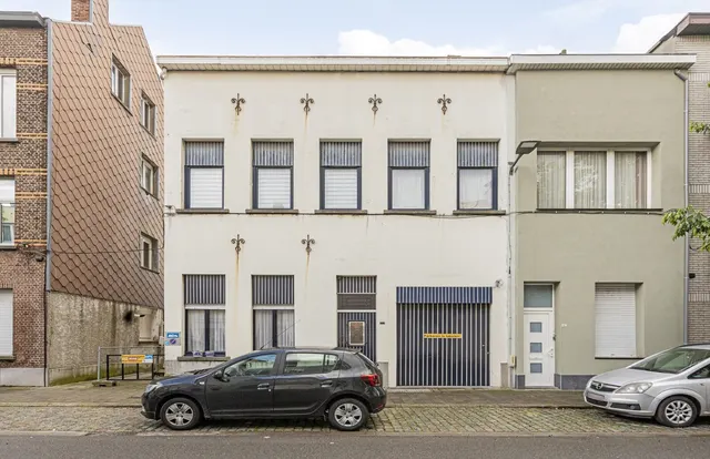 Huis te koop in Antwerpen Merksem – 1/4