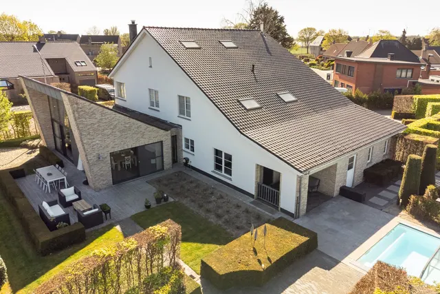 Huis te koop in Hoogstraten Meerle – 1/4