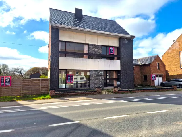 Maison à vendre – 1/10