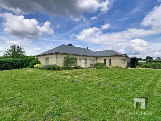 Huis te koop in Deurne – 1/10