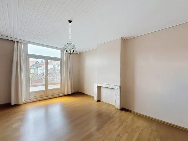 Appartement te koop in Schaerbeek – 1/8