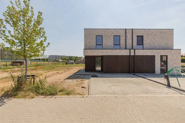 Huis te koop in Puurs – 1/10