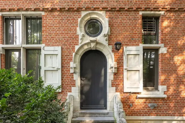 Kasteel te koop in Schoten – 1/10