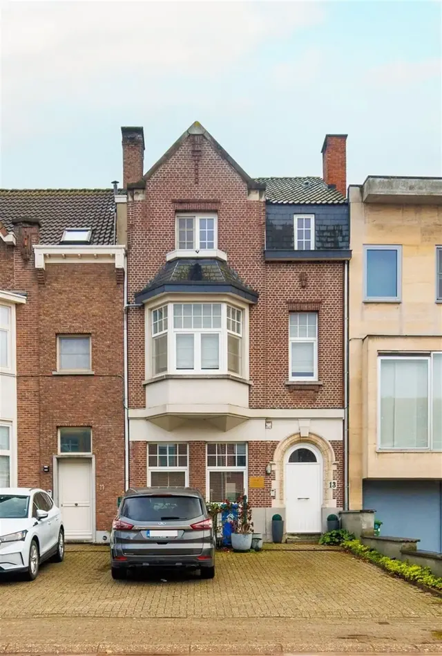 Huis te koop in Merksem – 1/10