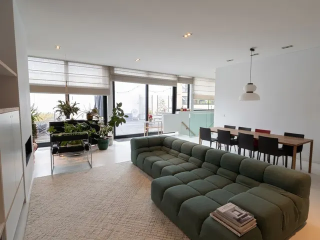 Appartement te koop in Brussel (1000) – 1/10