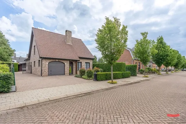 Huis te koop in Ravels – 1/10