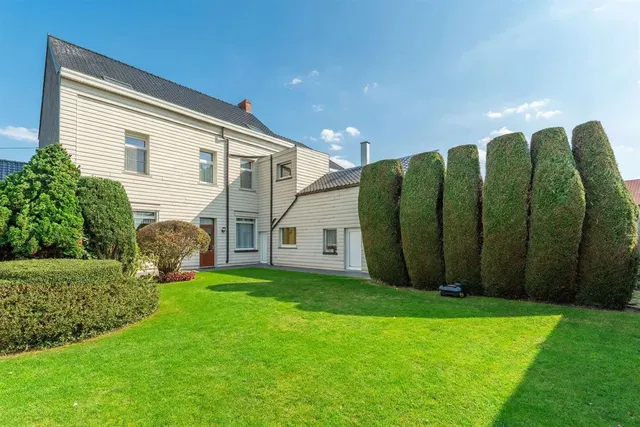 Huis te koop in Quevaucamps – 1/10
