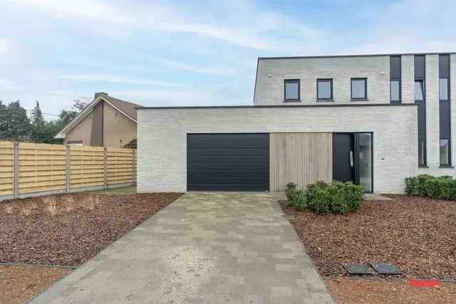 Huis te koop in Ravels – 1/10