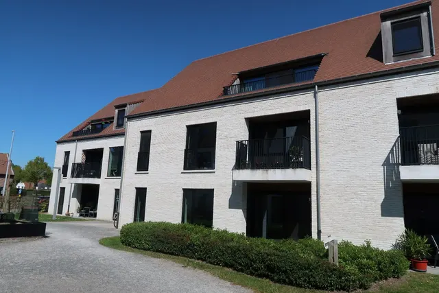 Service Flat te koop in Varsenare – 1/10