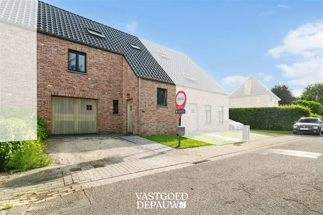 Huis à vendre à Oostkamp – 1/10