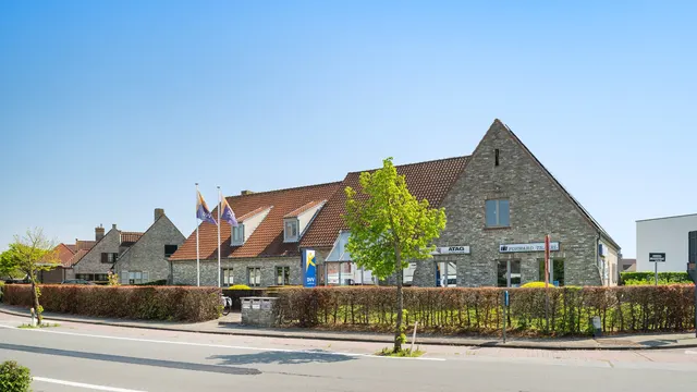 Villa te koop in Dudzele – 1/10
