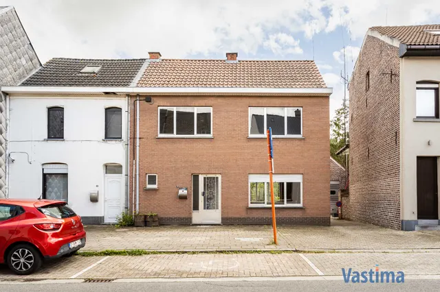house te koop in Nieuwerkerken – 1/10